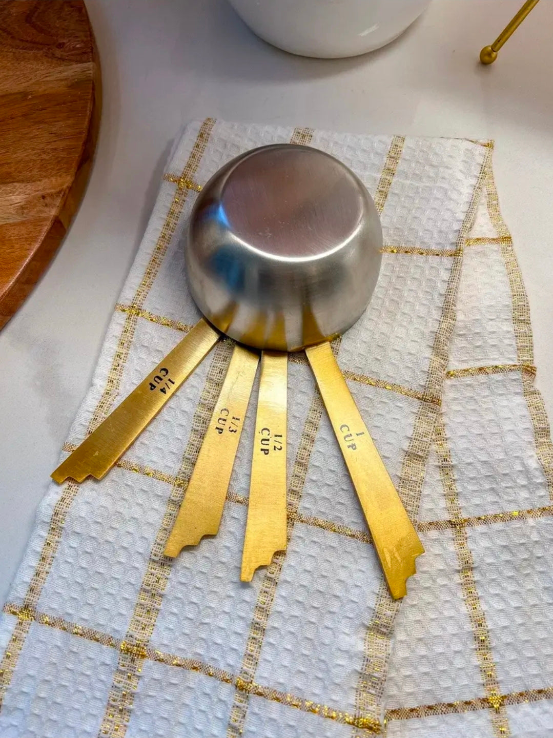 Set of 4 Measuring Spoons With Mosaic Design Gold Handle